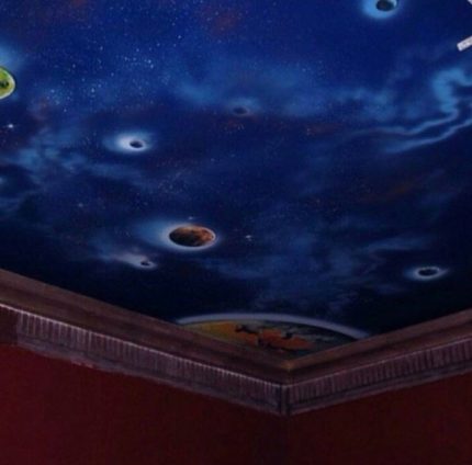 Cielo e nuvole Galassia Pittura su soffitto Universo dipinto Decorazione soffitto Effetto cielo Arte astronomica Interior design personalizzato